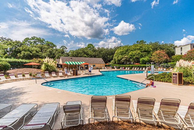 53 Lawton Rd, Hilton Head Island, SC 29928