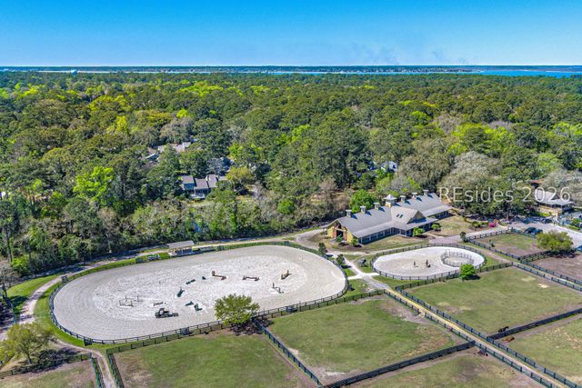53 Lawton Rd, Hilton Head Island, SC 29928