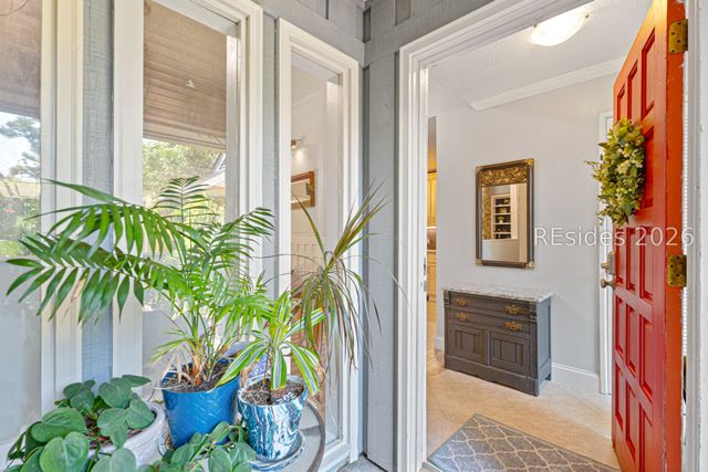 53 Lawton Rd, Hilton Head Island, SC 29928