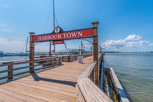 53 Lawton Rd, Hilton Head Island, SC 29928