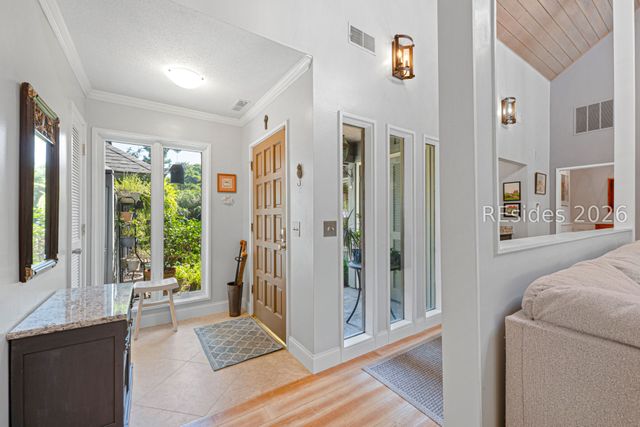 53 Lawton Rd, Hilton Head Island, SC 29928