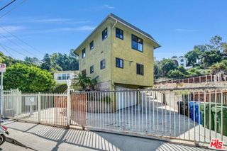 1766 Griffith Park Boulevard 1, Los Angeles, CA 90026