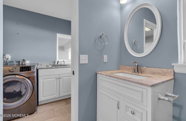 210 Springlawn Avenue, Matawan, NJ 07747