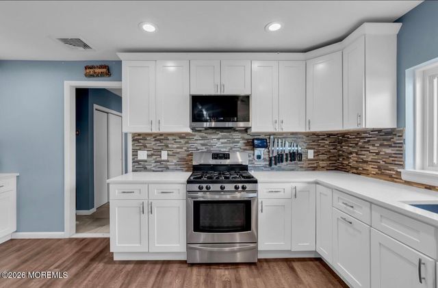 210 Springlawn Avenue, Matawan, NJ 07747