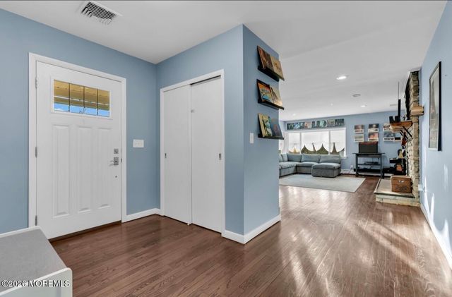 210 Springlawn Avenue, Matawan, NJ 07747