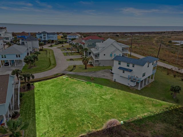 14426 Spyglass Circle, Galveston, TX 77554