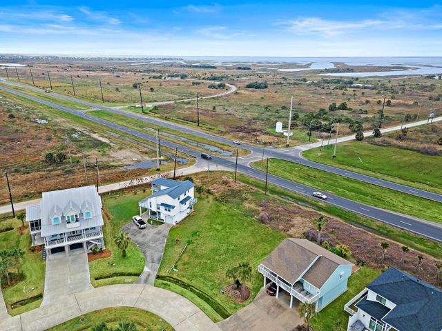 14426 Spyglass Circle, Galveston, TX 77554