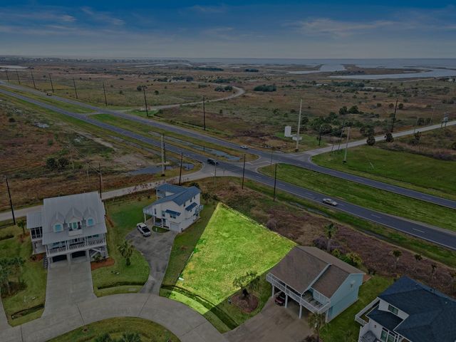 14426 Spyglass Circle, Galveston, TX 77554