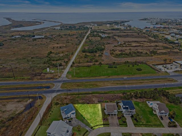 14426 Spyglass Circle, Galveston, TX 77554