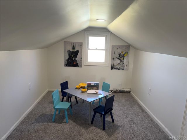 23211 Glenbrook Street, St. Clair Shores, MI 48082