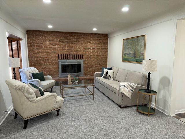 23211 Glenbrook Street, St. Clair Shores, MI 48082