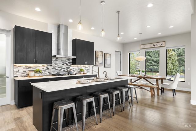 3672 W Red Jade Ct, Meridian, ID 83646