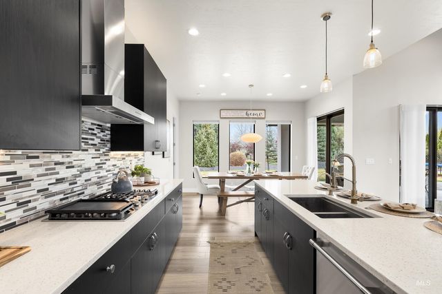 3672 W Red Jade Ct, Meridian, ID 83646