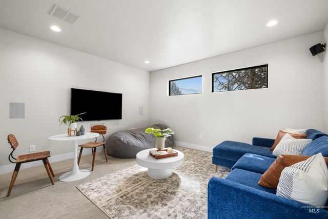 3672 W Red Jade Ct, Meridian, ID 83646