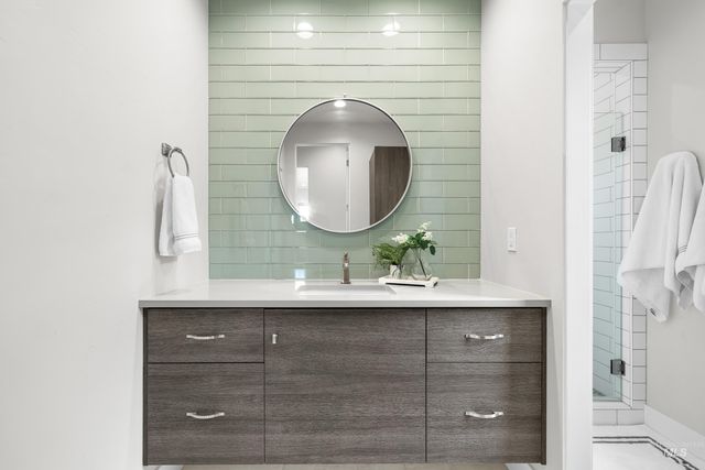 3672 W Red Jade Ct, Meridian, ID 83646