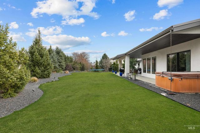 3672 W Red Jade Ct, Meridian, ID 83646