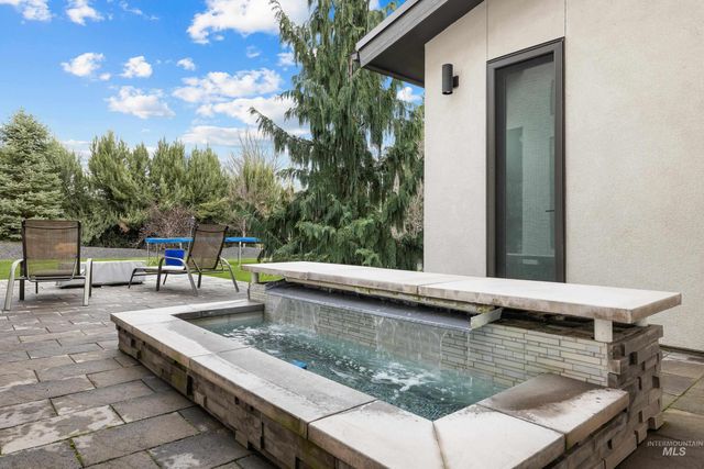 3672 W Red Jade Ct, Meridian, ID 83646