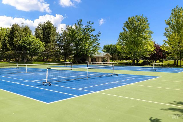 3672 W Red Jade Ct, Meridian, ID 83646