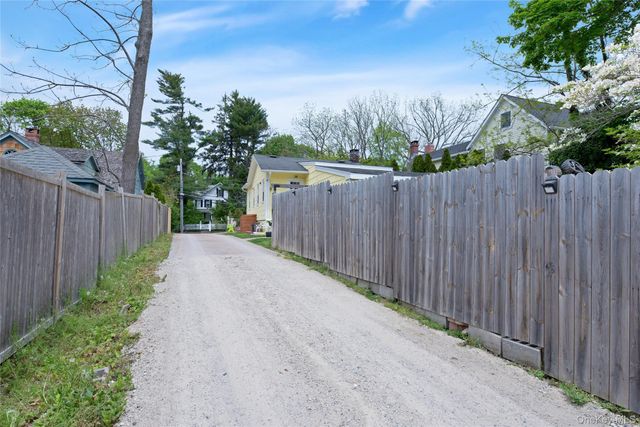 338 & 340 Main Street, Setauket, NY 11733
