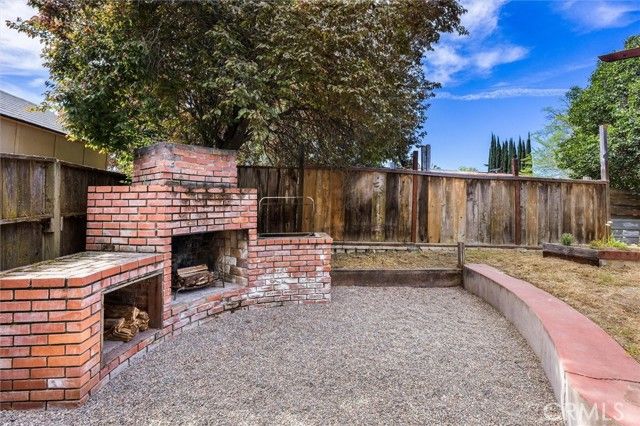 610 Tucker Avenue, Paso Robles, CA 93446