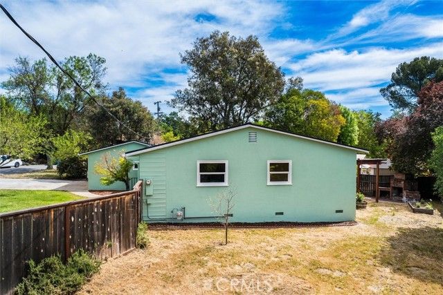610 Tucker Avenue, Paso Robles, CA 93446