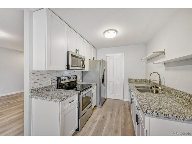 580 Vance St A, Lakewood, CO 80226