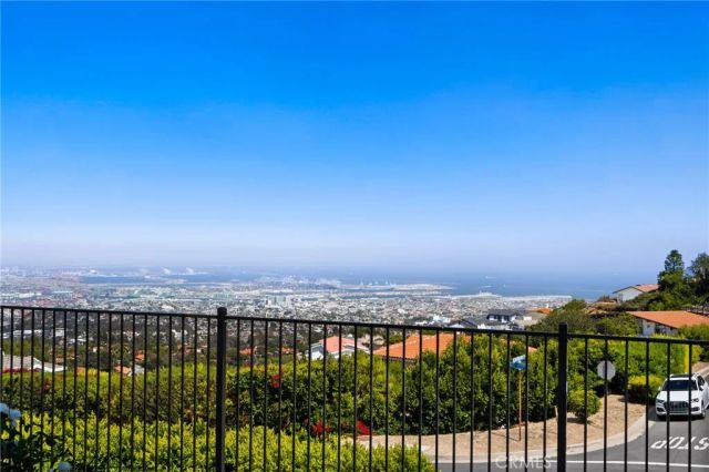 29603 Highpoint Road, Rancho Palos Verdes, CA 90275