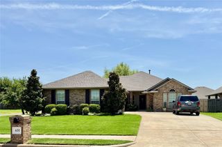 400 Pacific Crest Trail, Edmond, OK 73003