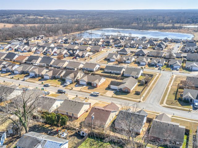 19 E Fairlane Court, Sapulpa, OK 74066