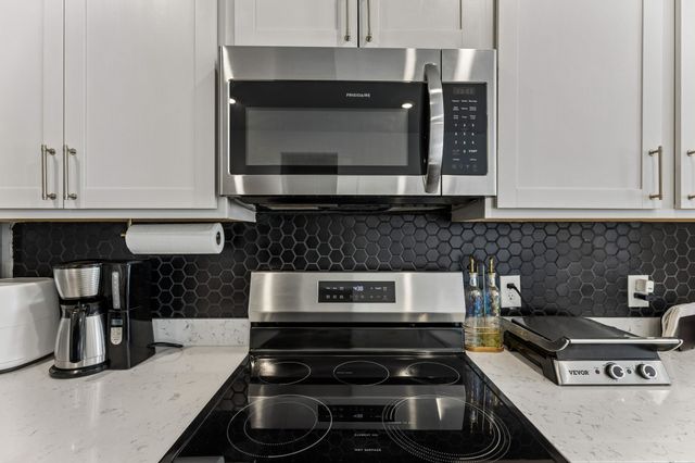 566 Trinity Way, Spring Hill, TN 37174