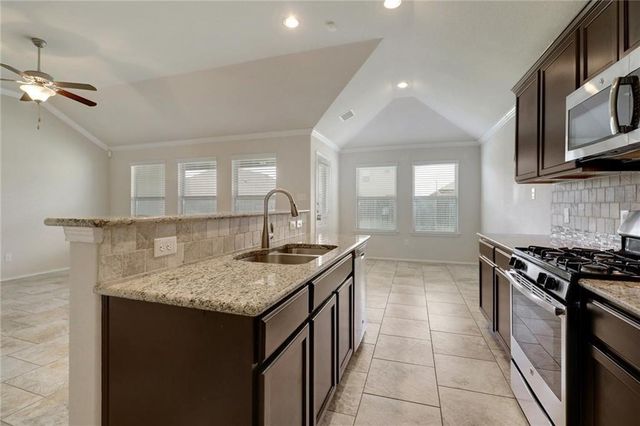 330 Briar Park DR, Georgetown, TX 78626