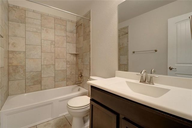 330 Briar Park DR, Georgetown, TX 78626