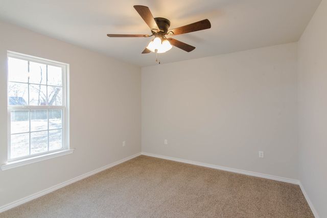 1014 Pine Street, Bonham, TX 75418