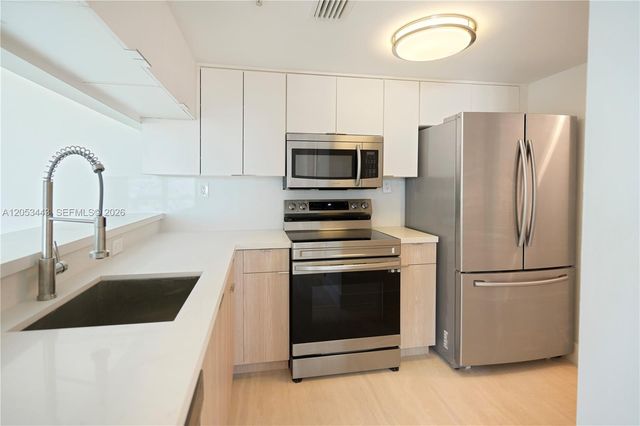 650 West Ave 1404, Miami Beach, FL 33139