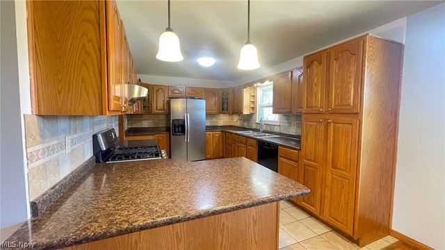 1901 15th Avenue, Parkersburg, WV 26101