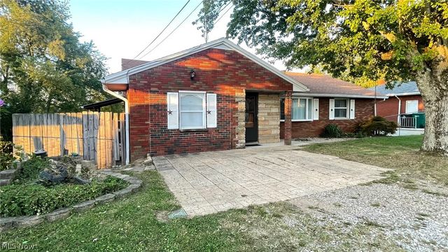 1901 15th Avenue, Parkersburg, WV 26101