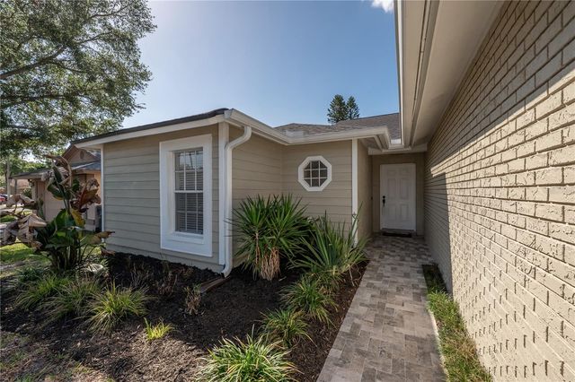 8831 HAMPDEN DRIVE, Tampa, FL 33626