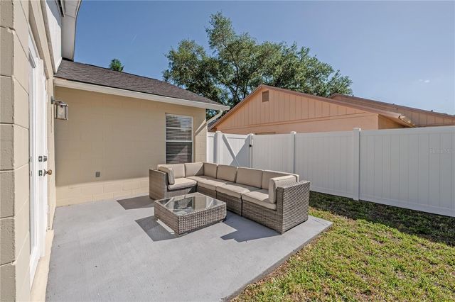 8831 HAMPDEN DRIVE, Tampa, FL 33626