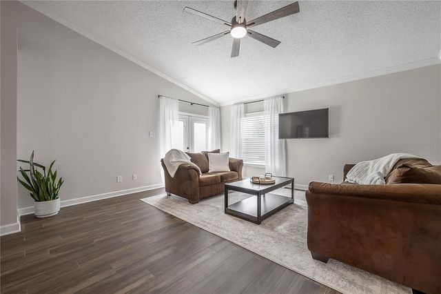 8831 HAMPDEN DRIVE, Tampa, FL 33626