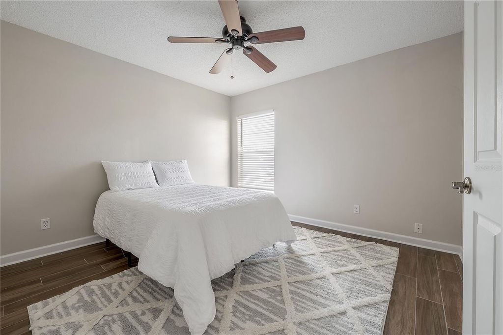 Image 31 of property listing at 8831 HAMPDEN DRIVE, Tampa, FL 33626