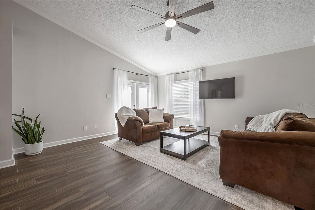 Image 9 of property listing at 8831 HAMPDEN DRIVE, Tampa, FL 33626