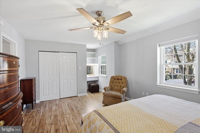 130 OAK KNOLL CIR, Millersville, PA 17551