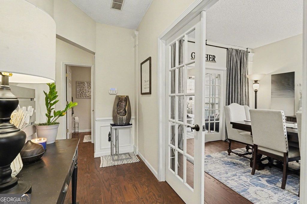3223 Henford Court NE, Marietta, GA 30066 — photo 2