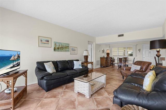 3240 GULF OF MEXICO DRIVE B104, Longboat Key, FL 34228