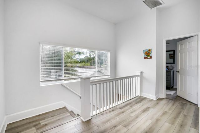 940 25TH STREET N, St Petersburg, FL 33713