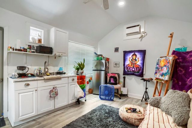 940 25TH STREET N, St Petersburg, FL 33713