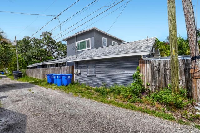 940 25TH STREET N, St Petersburg, FL 33713