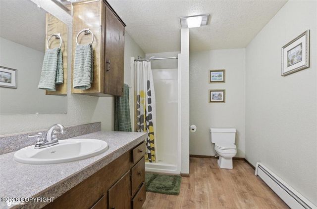 21818 Cloverleaf Road, Chugiak, AK 99567