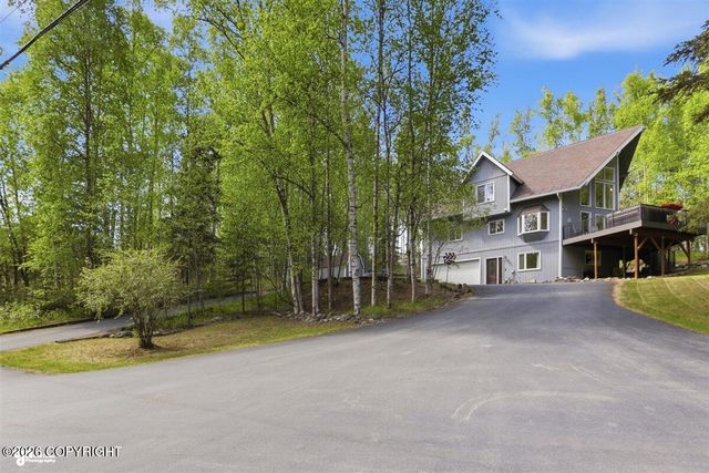 21818 Cloverleaf Road, Chugiak, AK 99567