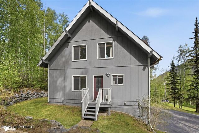 21818 Cloverleaf Road, Chugiak, AK 99567